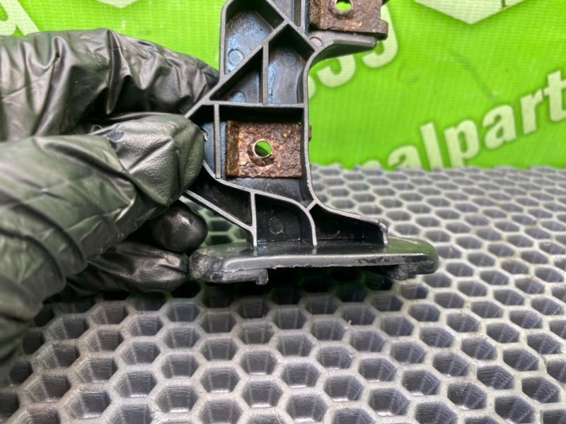 Кронштейн бампера, 900 рублей, Калининград