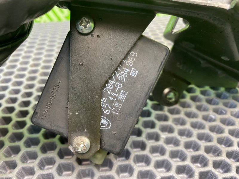 Замок стекла багажника, 1300 рублей, Калининград