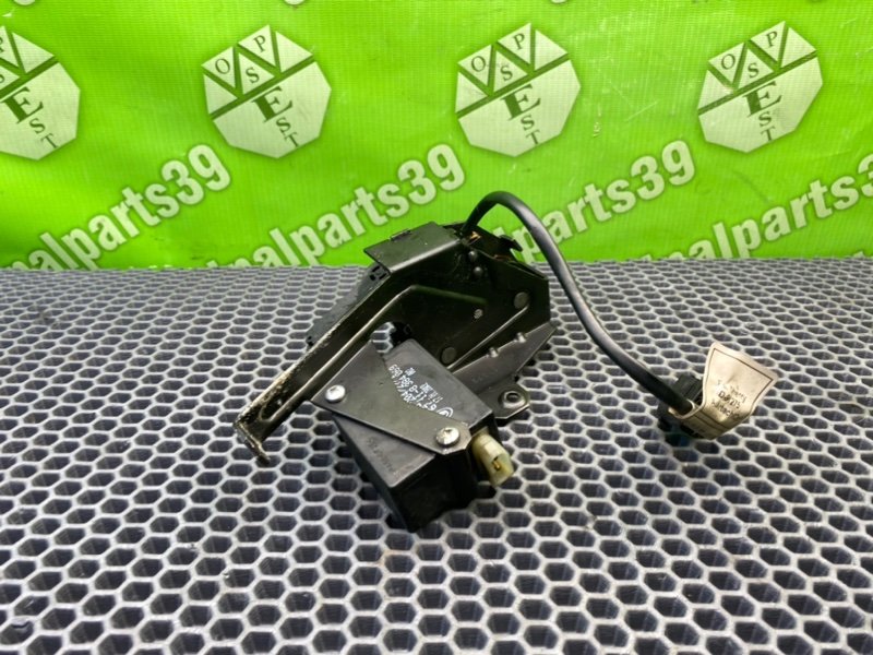 Замок стекла багажника, 1300 рублей, Калининград