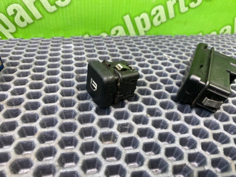 Кнопки, 1900 рублей, Калининград