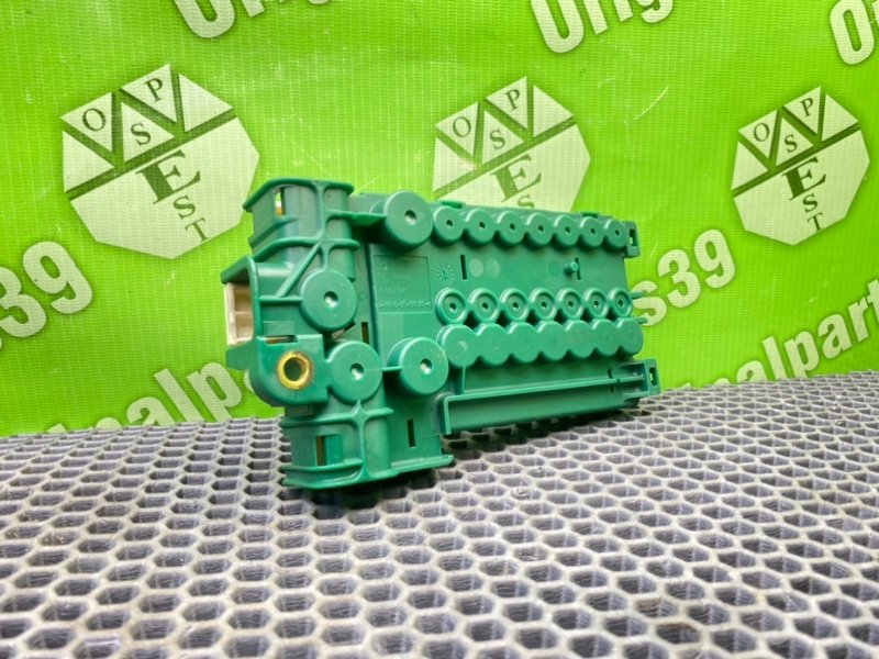 Блок предохранителей, 1000 рублей, Калининград