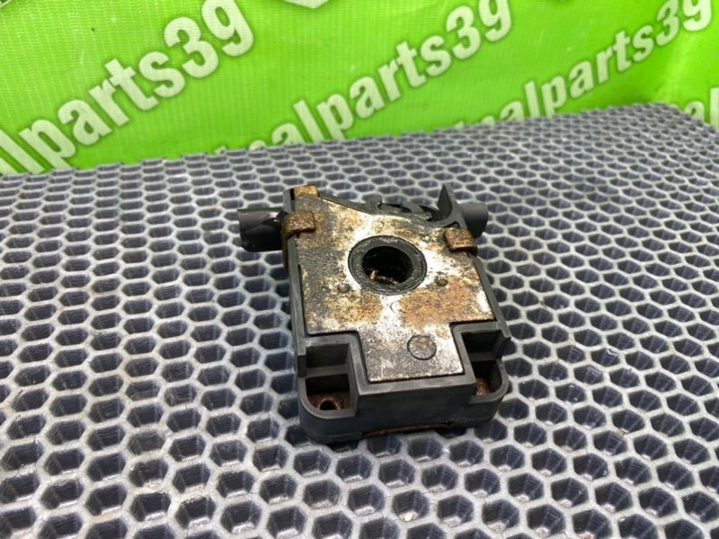 Замки капота, 2000 рублей, Калининград