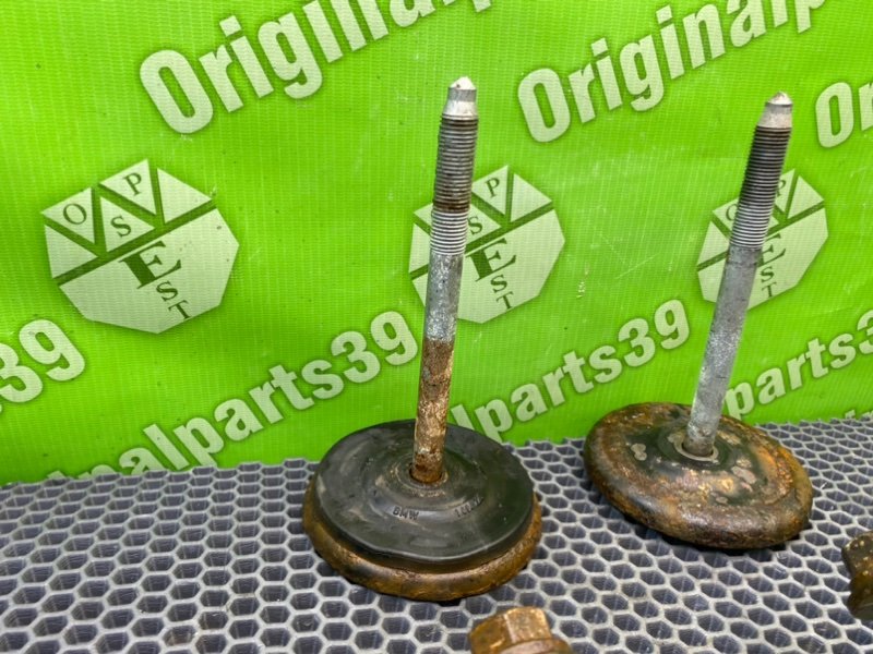 Болты подрамника, 1700 рублей, Калининград