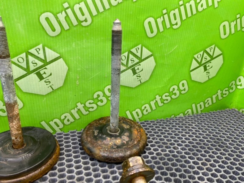 Болты подрамника, 1700 рублей, Калининград