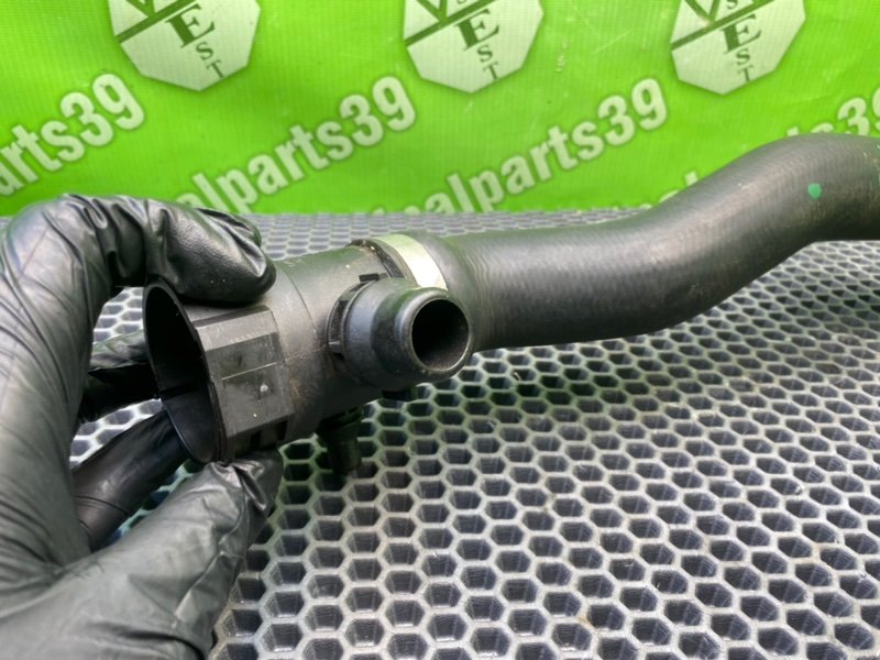 Патрубок радиатора, 2700 рублей, Калининград