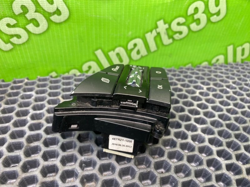 Кнопки руля, 3100 рублей, Калининград