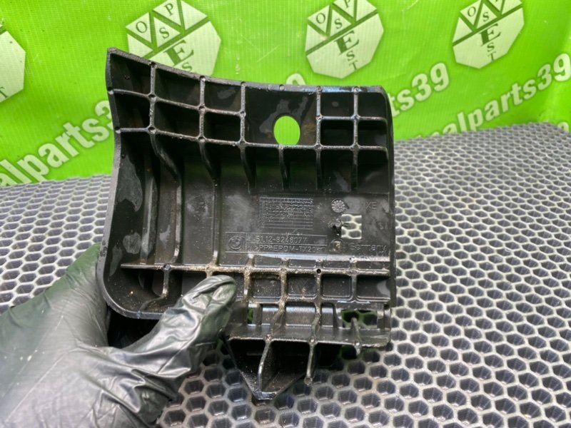 Кронштейн бампера, 700 рублей, Калининград