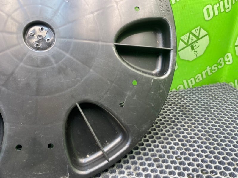 Крепление запаски, 1000 рублей, Калининград