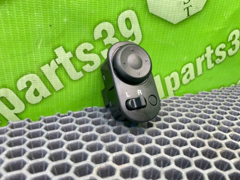 Джойстик зеркал, 500 рублей, Калининград