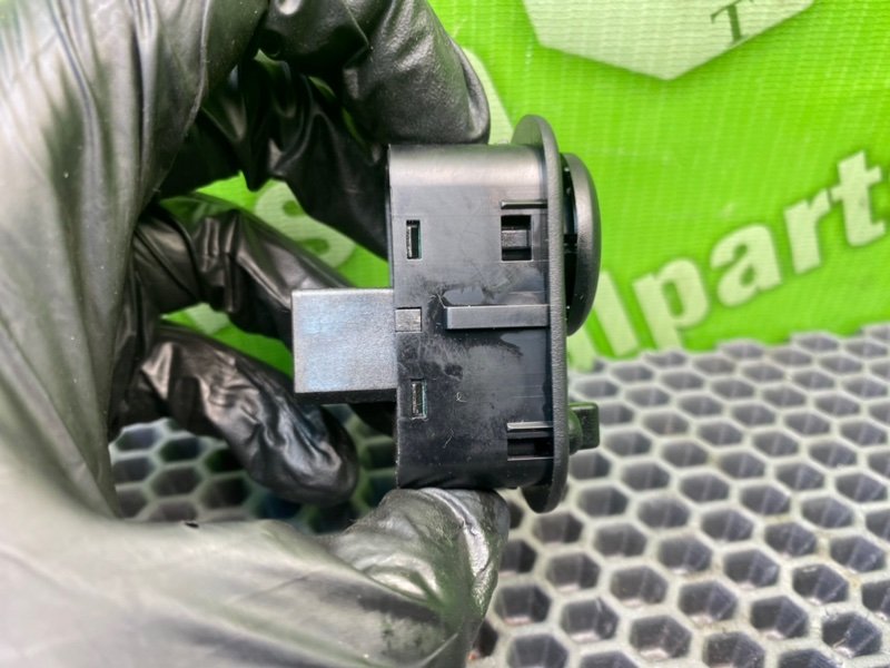 Джойстик зеркал, 500 рублей, Калининград