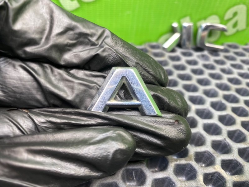 Шильдик, 2000 рублей, Калининград