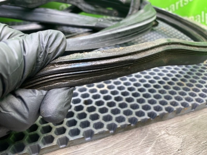 Уплотнитель двери, 1600 рублей, Калининград