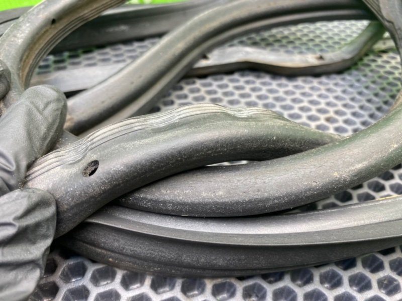 Уплотнитель двери, 1600 рублей, Калининград