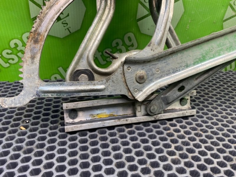 Стеклоподъемник, 2600 рублей, Калининград