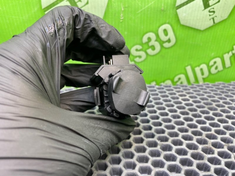 Кнопка кикдауна, 1000 рублей, Калининград