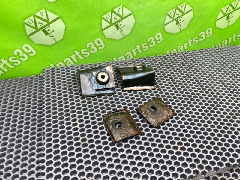 Кронштейн сиденья, 1600 рублей, Калининград