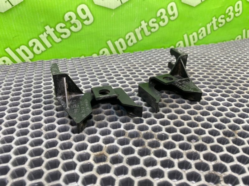 Кронштейны, 800 рублей, Калининград