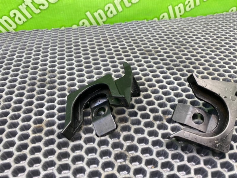 Кронштейны, 800 рублей, Калининград