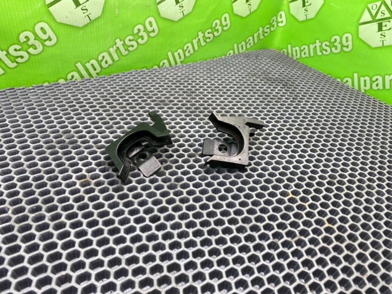 Кронштейны, 800 рублей, Калининград