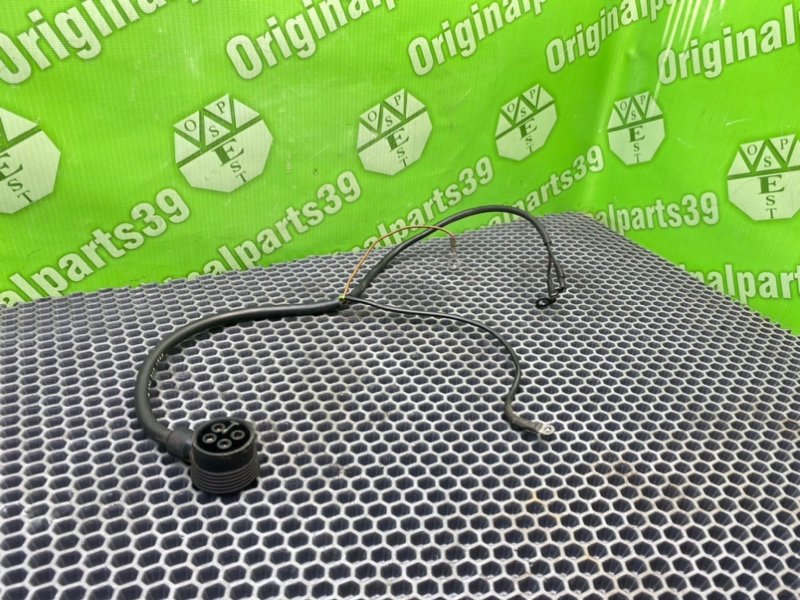 Провод коммутатора, 1000 рублей, Калининград