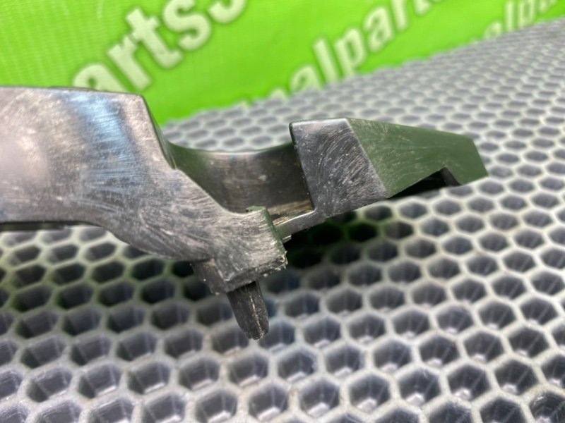 Кронштейн бампера, 600 рублей, Калининград