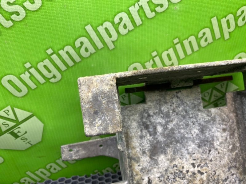 Кронштейн, 2600 рублей, Калининград