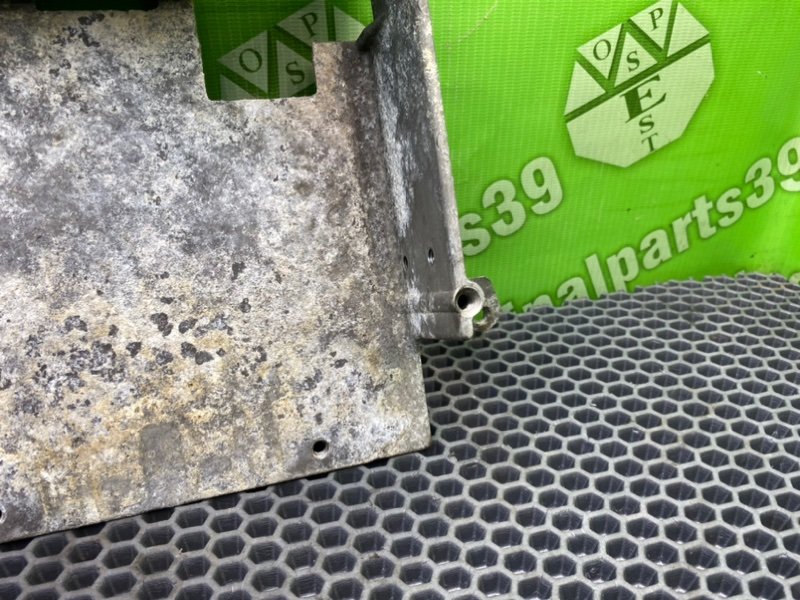 Кронштейн, 2600 рублей, Калининград