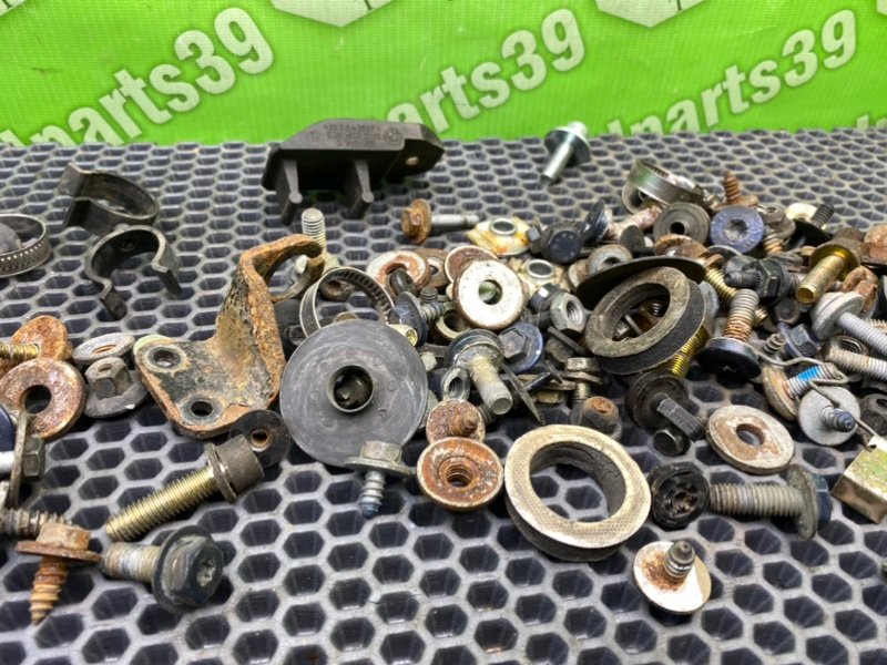 Болты, 1700 рублей, Калининград