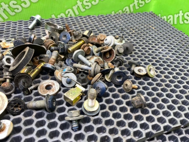 Болты, 1700 рублей, Калининград