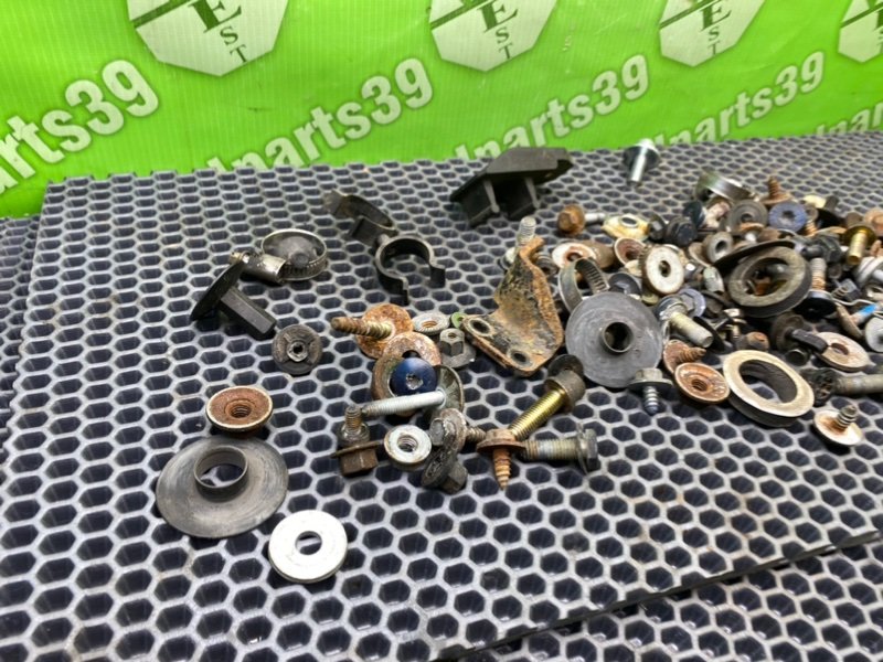 Болты, 1700 рублей, Калининград