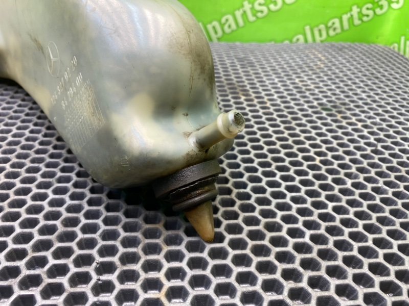 Бачок гидравлической подвески, 1000 рублей, Калининград