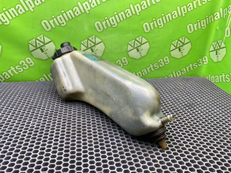 Бачок гидравлической подвески, 1000 рублей, Калининград