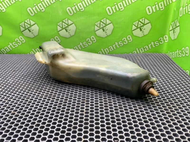 Бачок гидравлической подвески, 1000 рублей, Калининград