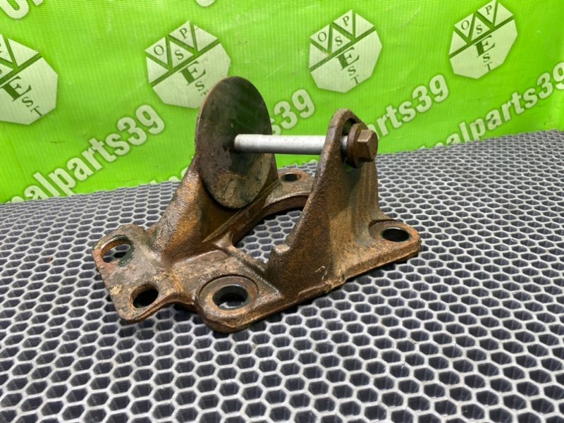 Кронштейн балки, 700 рублей, Калининград