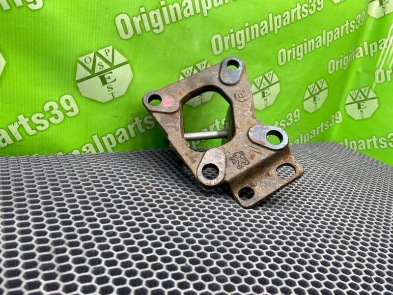 Кронштейн балки, 700 рублей, Калининград