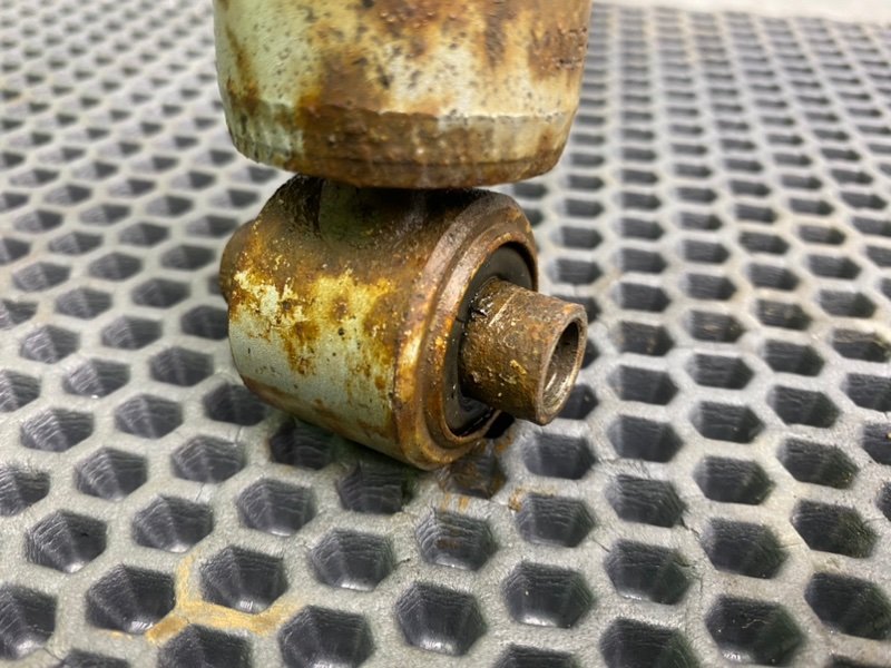 Амортизаторы, 2800 рублей, Калининград