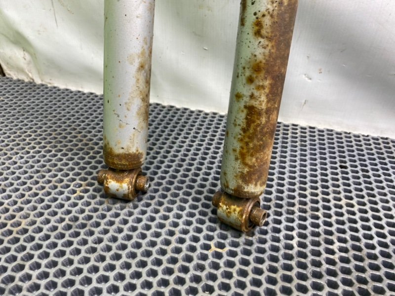 Амортизаторы, 2800 рублей, Калининград