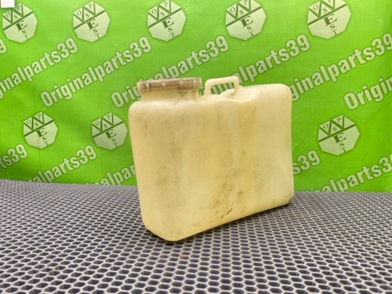 Бачок омывателя заднего стекла, 1600 рублей, Калининград