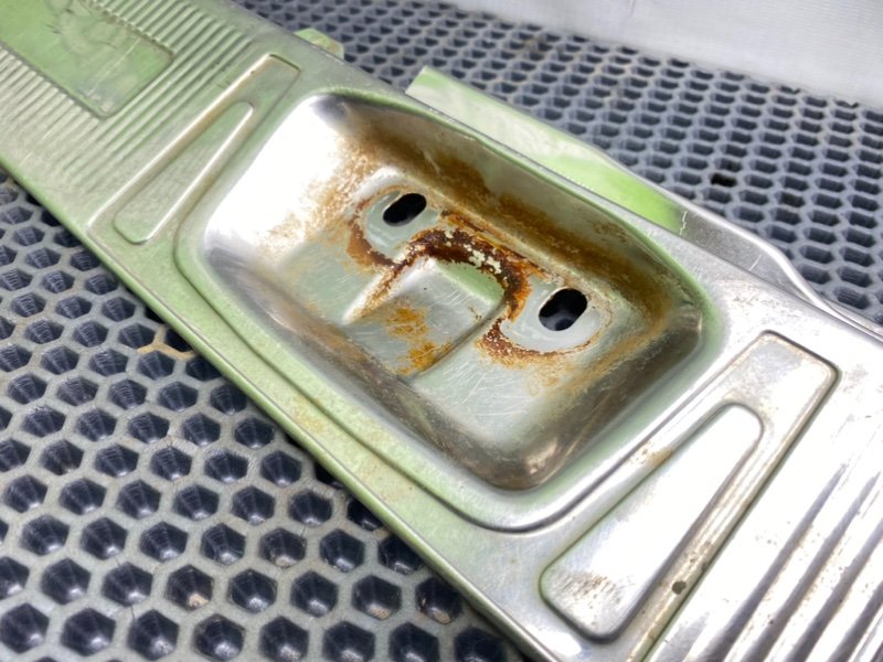 Накладка замка багажника, 1900 рублей, Калининград