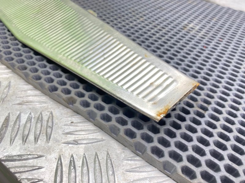 Накладка замка багажника, 1900 рублей, Калининград