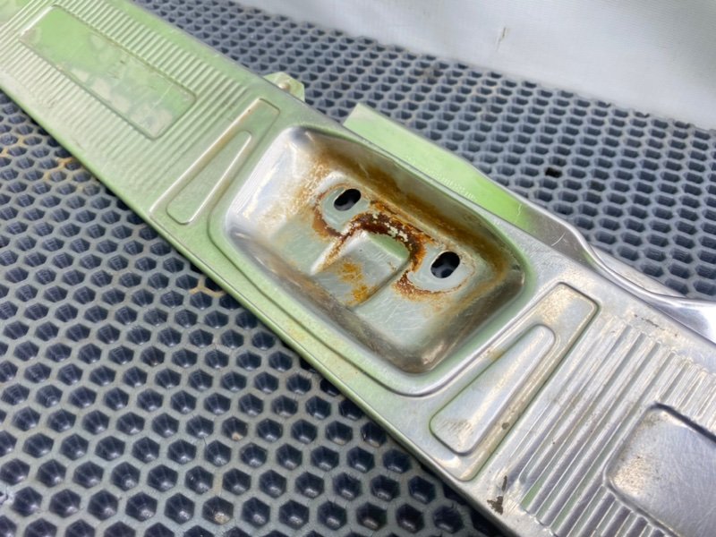 Накладка замка багажника, 1900 рублей, Калининград