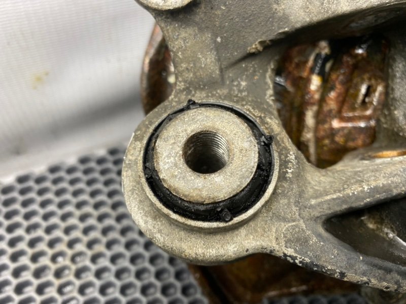 Поворотный кулак, 3200 рублей, Калининград