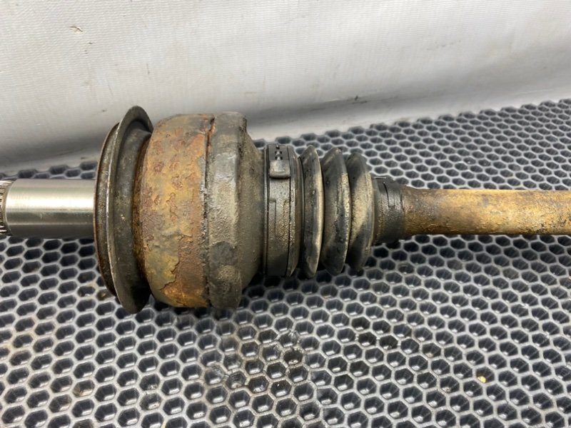 Полуось, 3300 рублей, Калининград