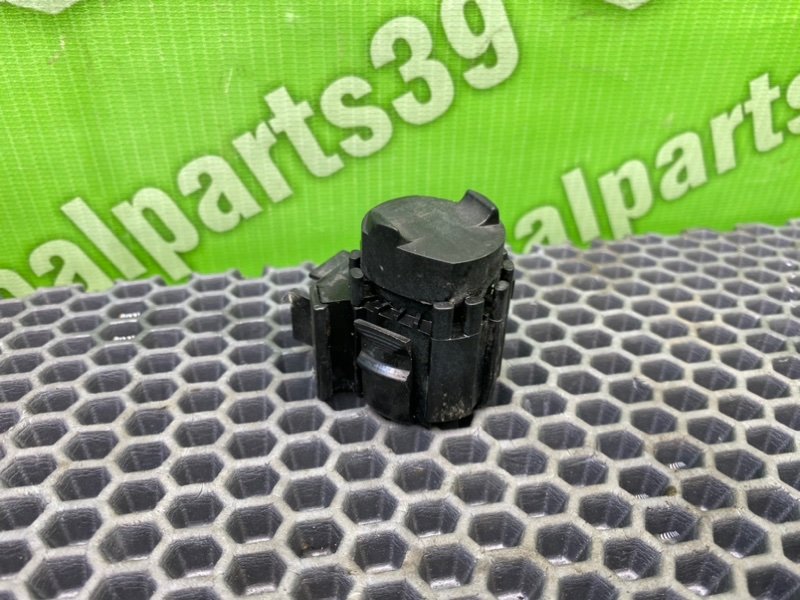 Кнопка кикдауна, 1000 рублей, Калининград