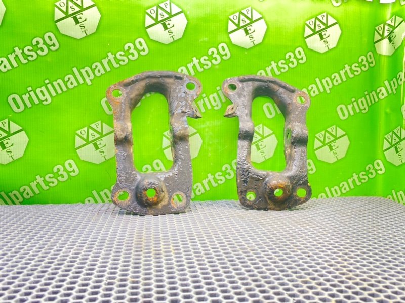 Кронштейны, 1000 рублей, Калининград