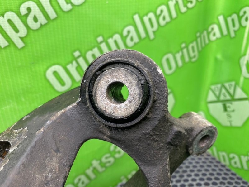 Поворотный кулак, 1900 рублей, Калининград