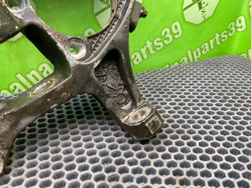 Поворотный кулак, 1900 рублей, Калининград