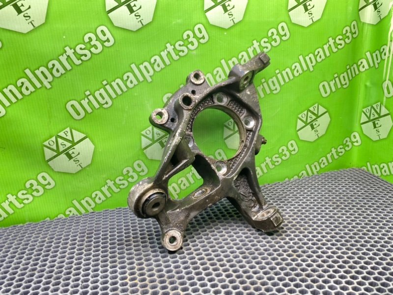 Поворотный кулак, 1900 рублей, Калининград