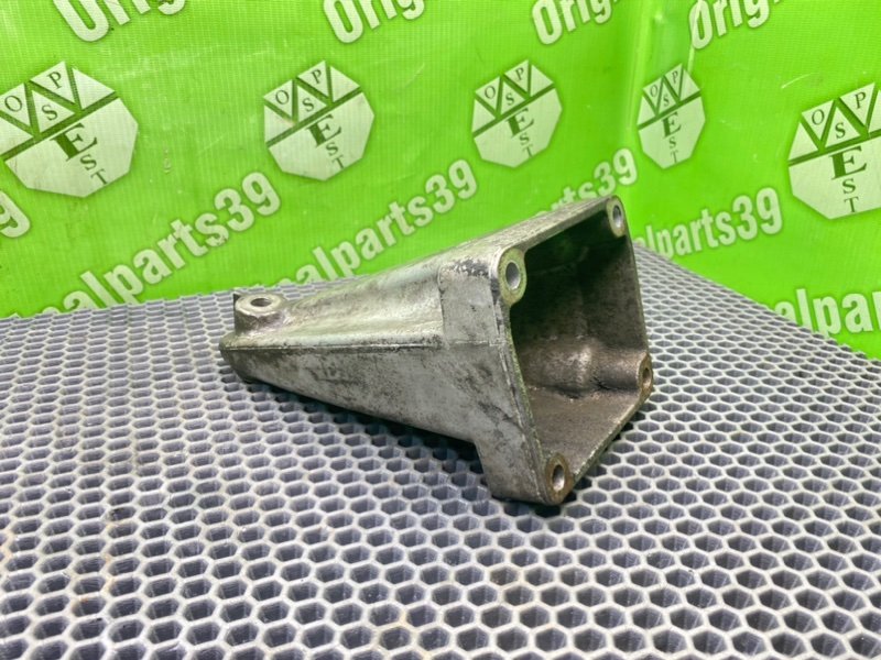 Кронштейн опоры двигателя, 1000 рублей, Калининград