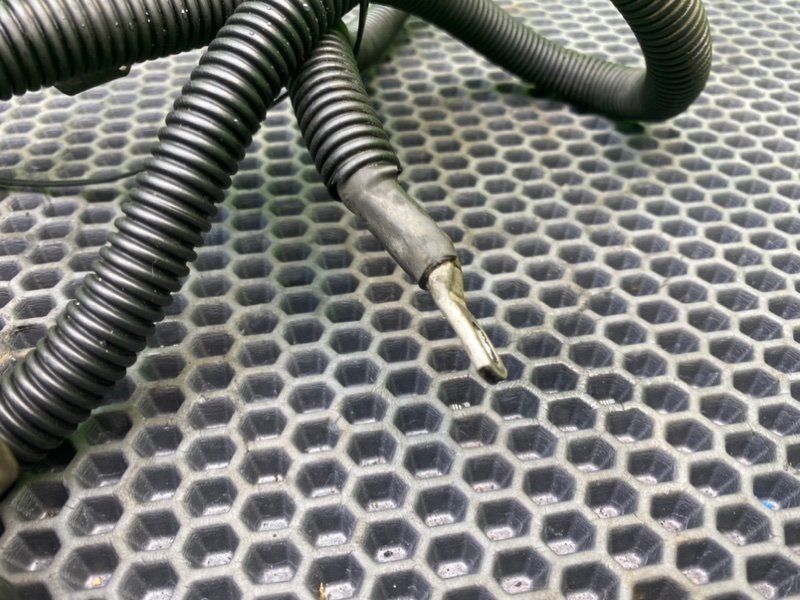 Силовой провод, 1000 рублей, Калининград